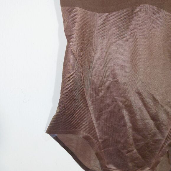 EUC SPANX shape™ Women's  Slimming Invisible Tank Brief Bodysuit Cafe Au Lait - Picture 12 of 12